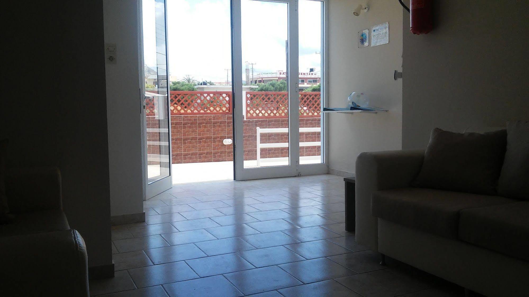 Dimitra Apartments Гувес Екстериор снимка
