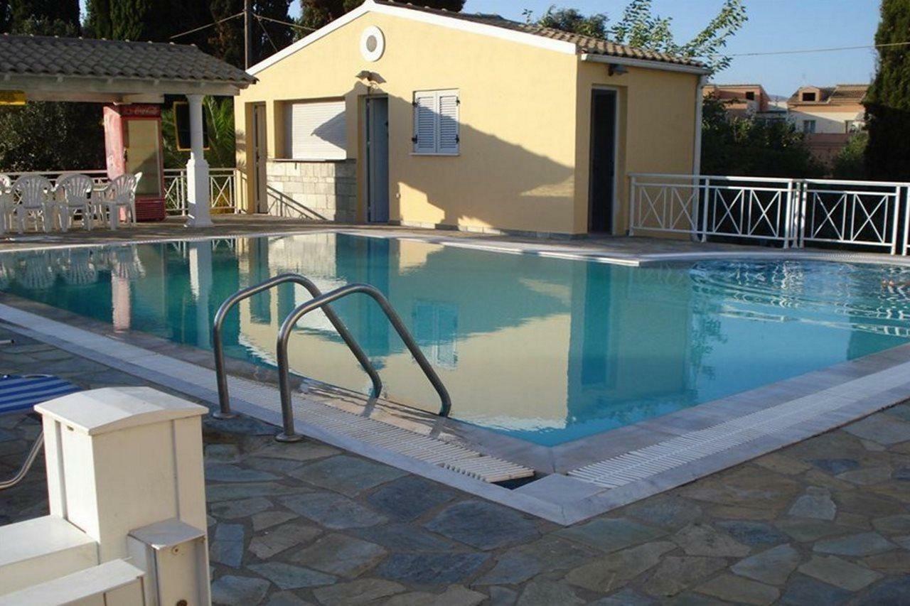 Dimitra Apartments Гувес Екстериор снимка